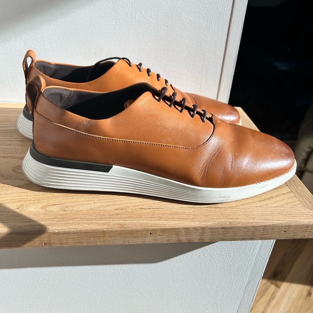 Wolf & Shepherd Crossover Longwing (size 11)